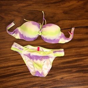 VS bikini